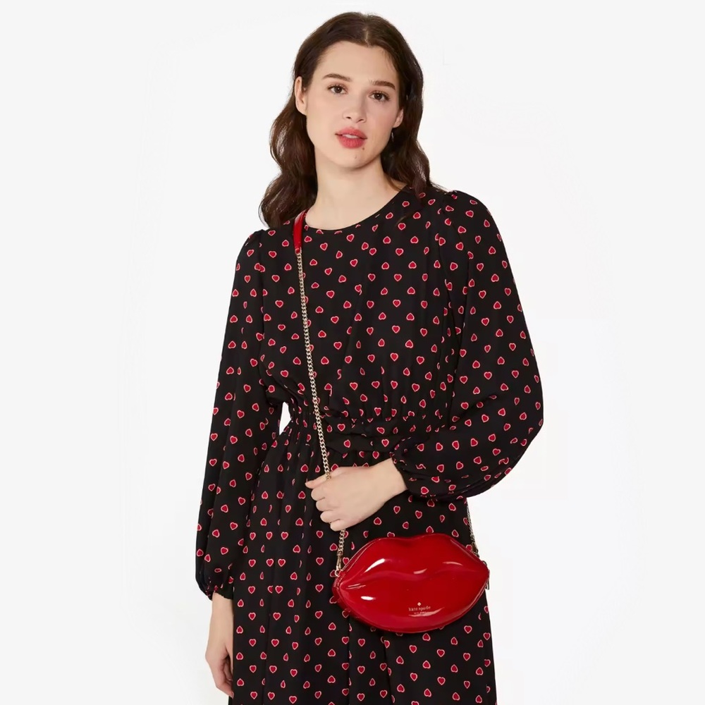 ♠️Kate Spade 3D Lip 💋 Mwah Valentine Chain Crossbody Bag, Canided Cherry Red - Picture 8 of 9